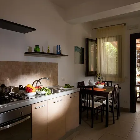 Aparthotel Il Borgo Del Principino 2*